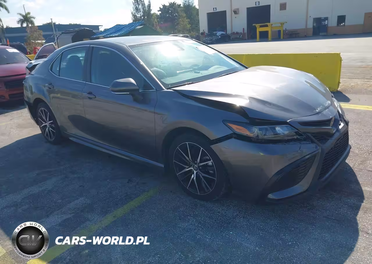 2023 Toyota Camry Se