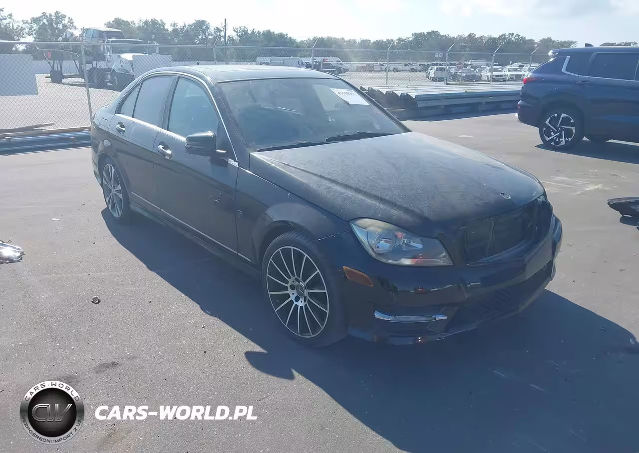 2014 Mercedes-Benz C 250 Sport