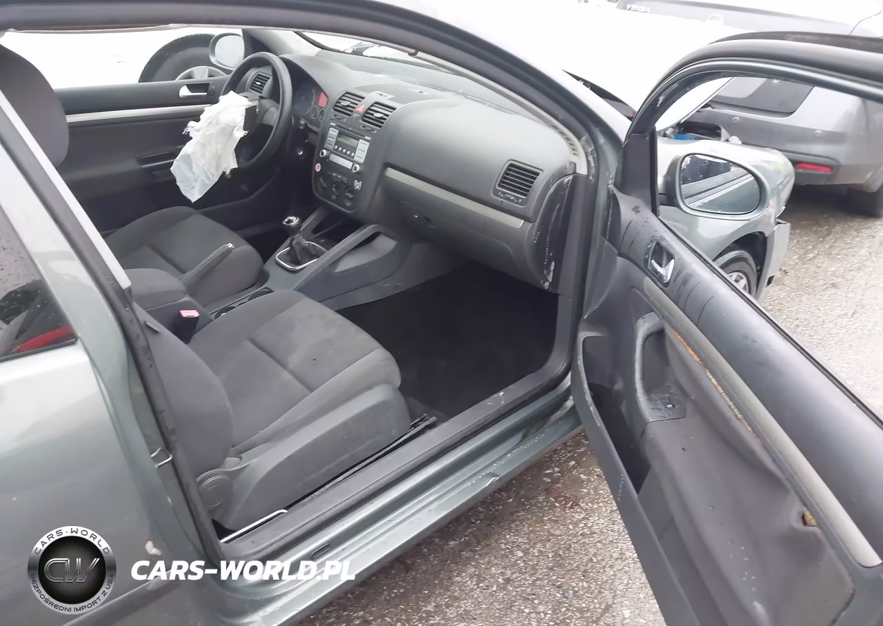 2008 Volkswagen Rabbit VIN:WVWAB71K88W236931 - 5