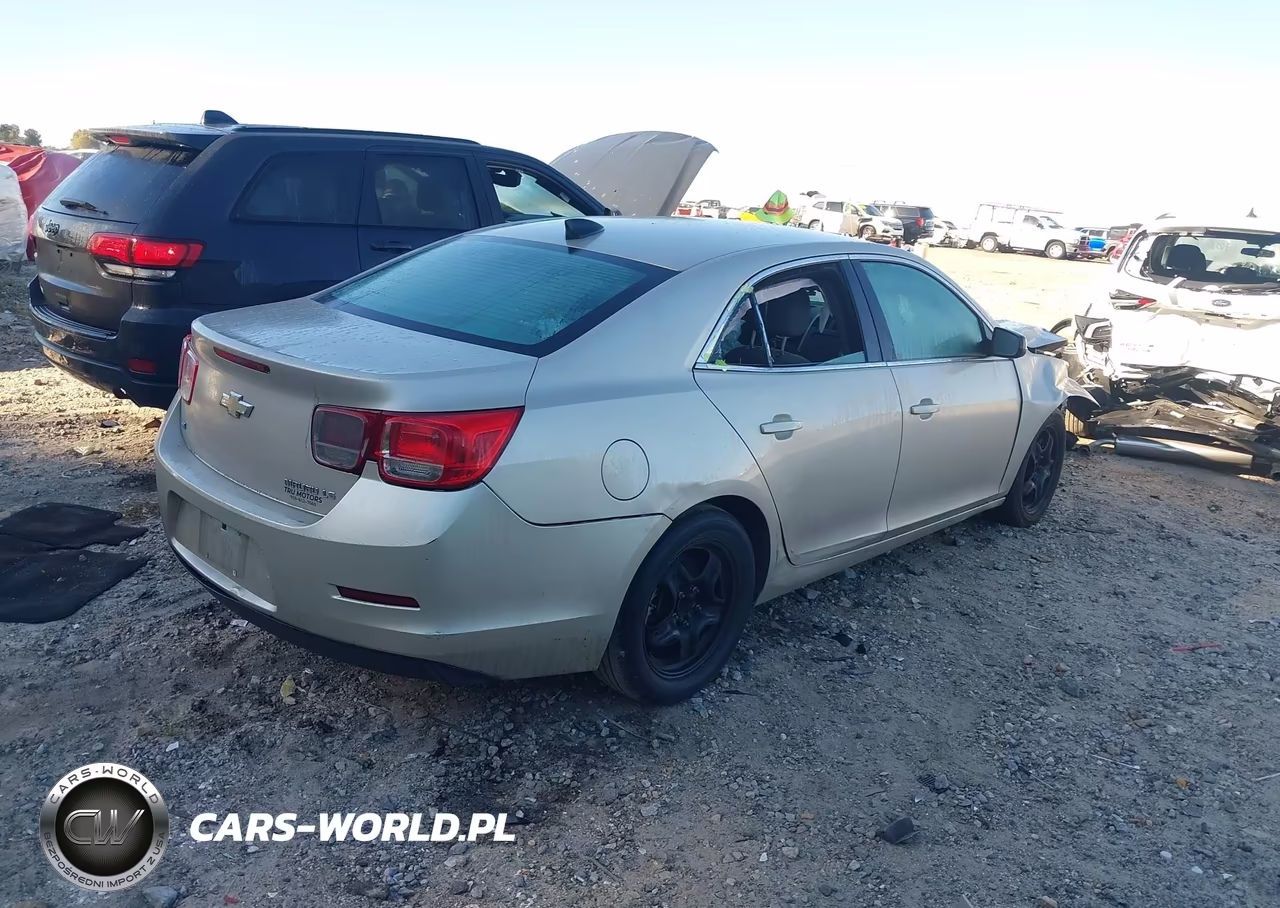 2015 Chevrolet Malibu 1Fl VIN:1G11A5SLXFF290879 - 4