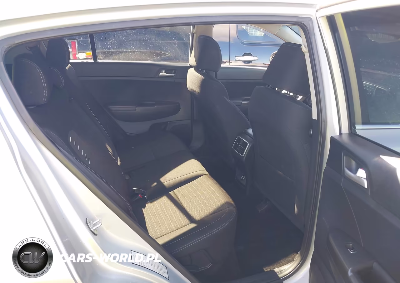 2018 Kia Sportage Lx VIN:KNDPMCAC5J7403588 - 8