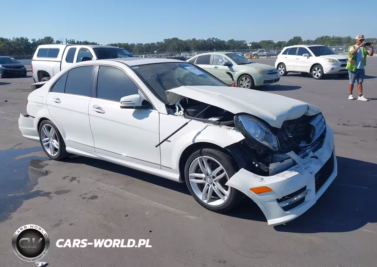 2012 Mercedes-Benz C 250 Luxury-Sport