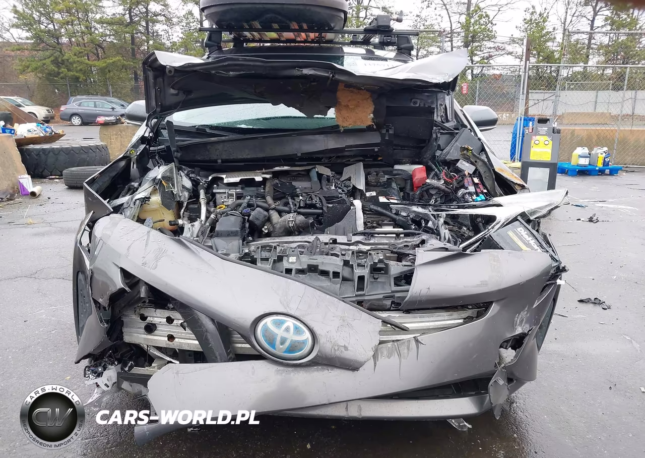 2017 Toyota Prius Two VIN:JTDKBRFU9H3564757 - 11