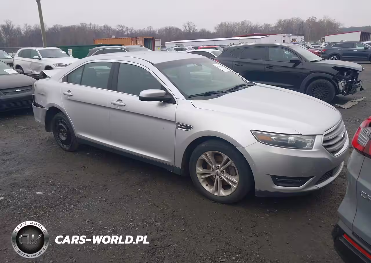 2015 Ford Taurus Sel