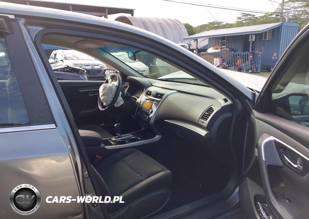 2014 Nissan Altima 2.5 S VIN:1N4AL3AP2EC406804 - 5