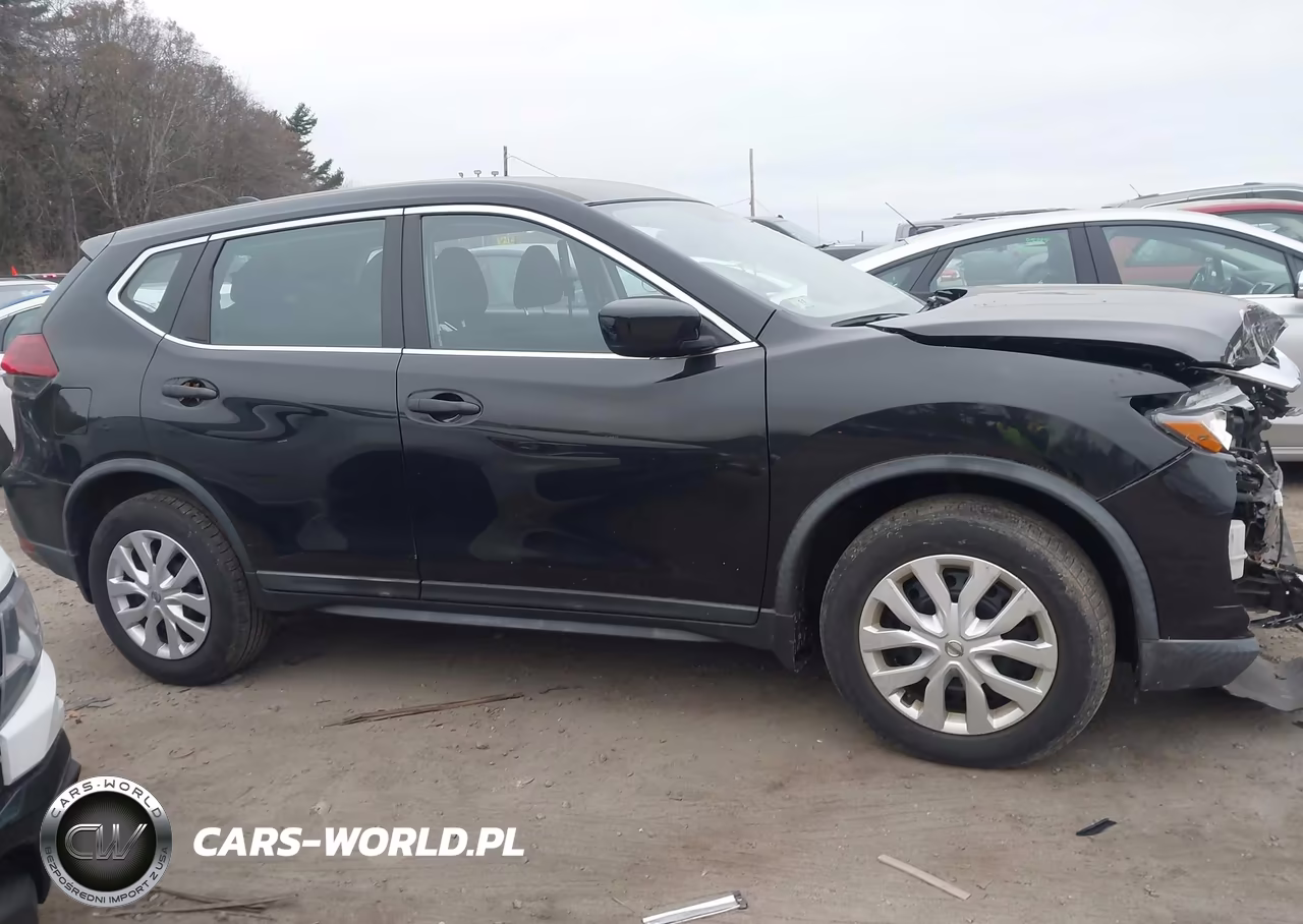2018 Nissan Rogue S VIN:KNMAT2MV1JP578727 - 13