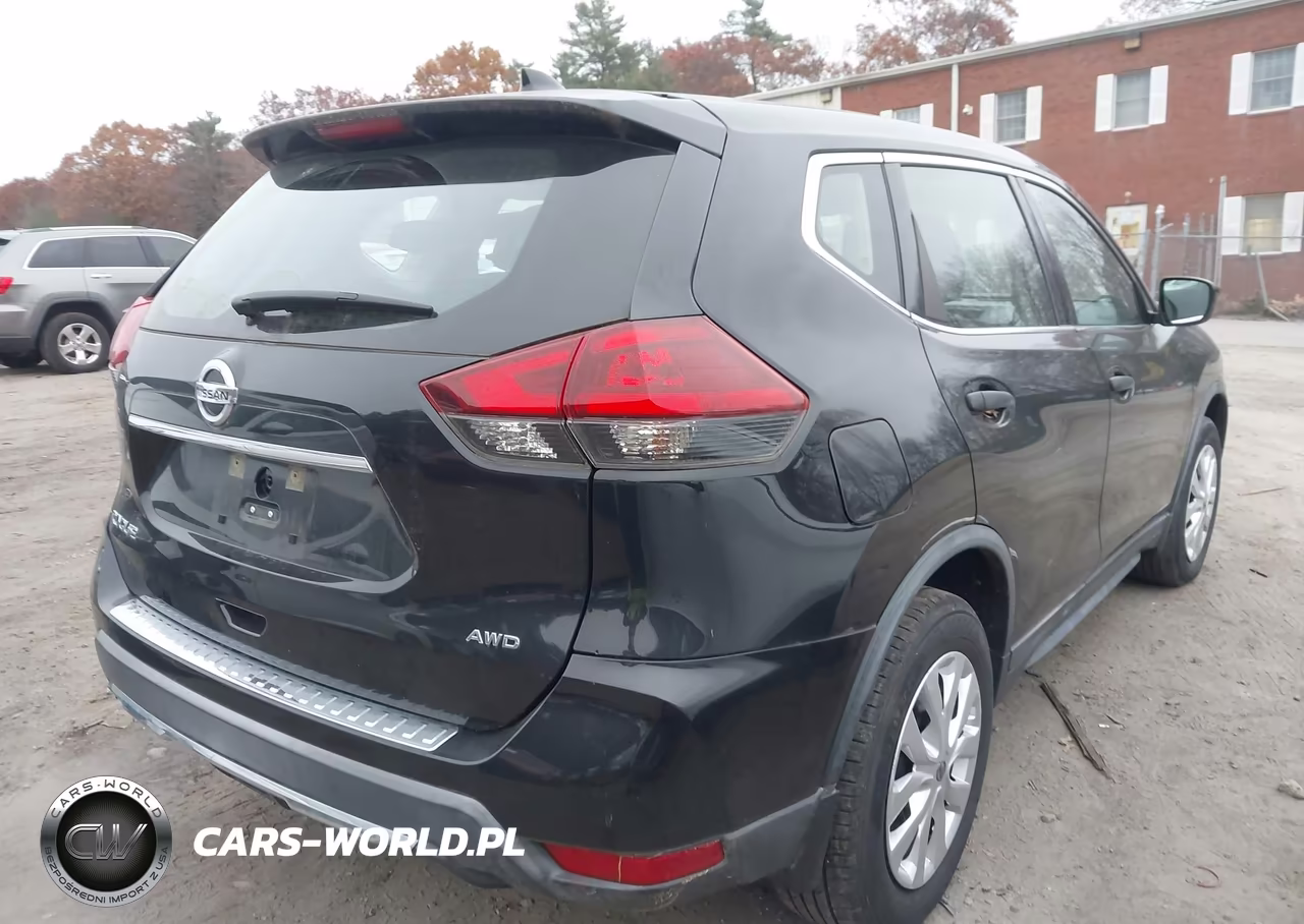 2018 Nissan Rogue S VIN:KNMAT2MV1JP578727 - 4
