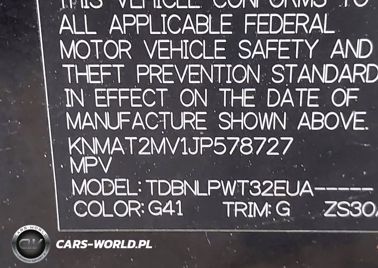 2018 Nissan Rogue S VIN:KNMAT2MV1JP578727 - 9