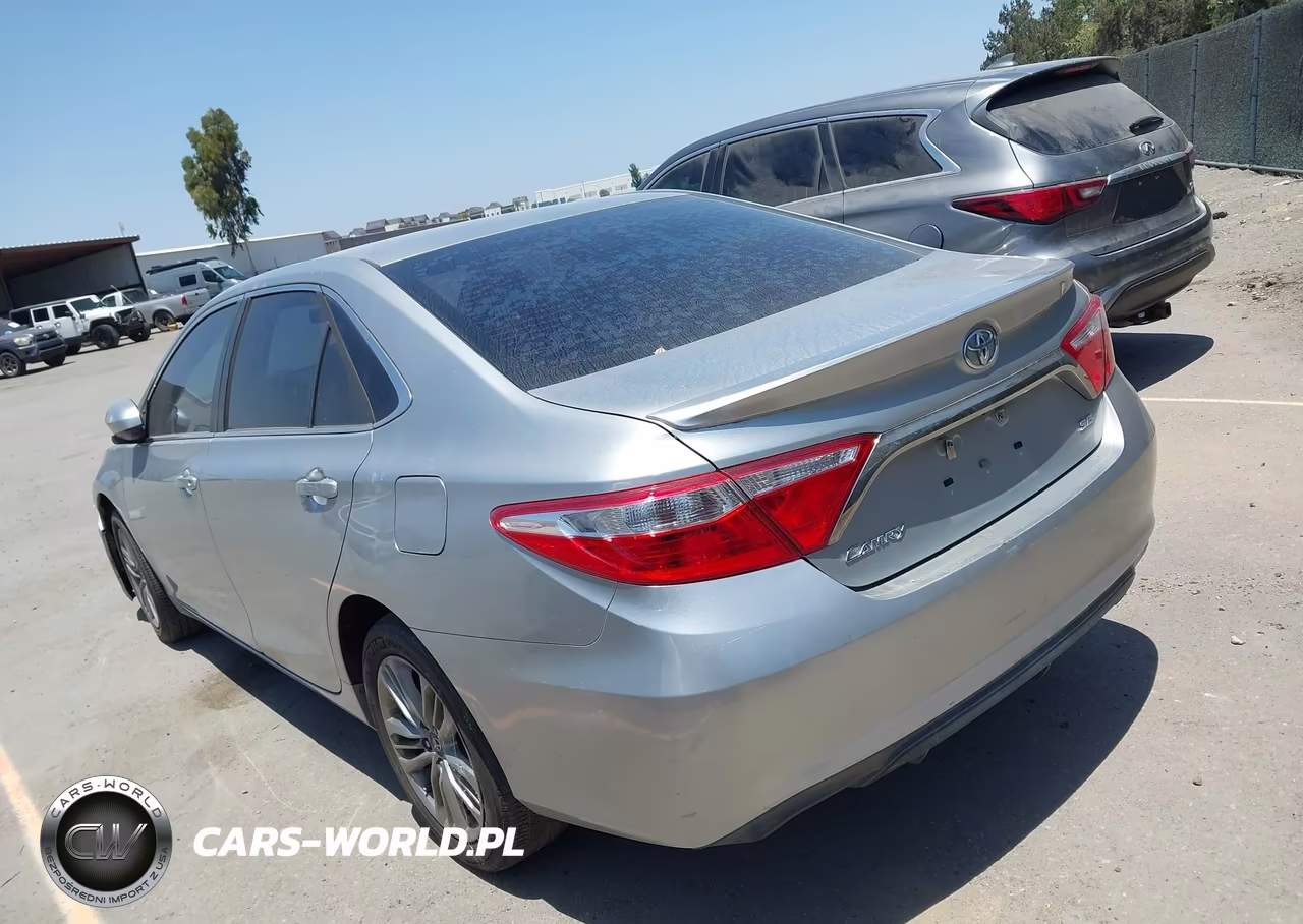 2017 Toyota Camry Se VIN:4T1BF1FK3HU378318 - 3