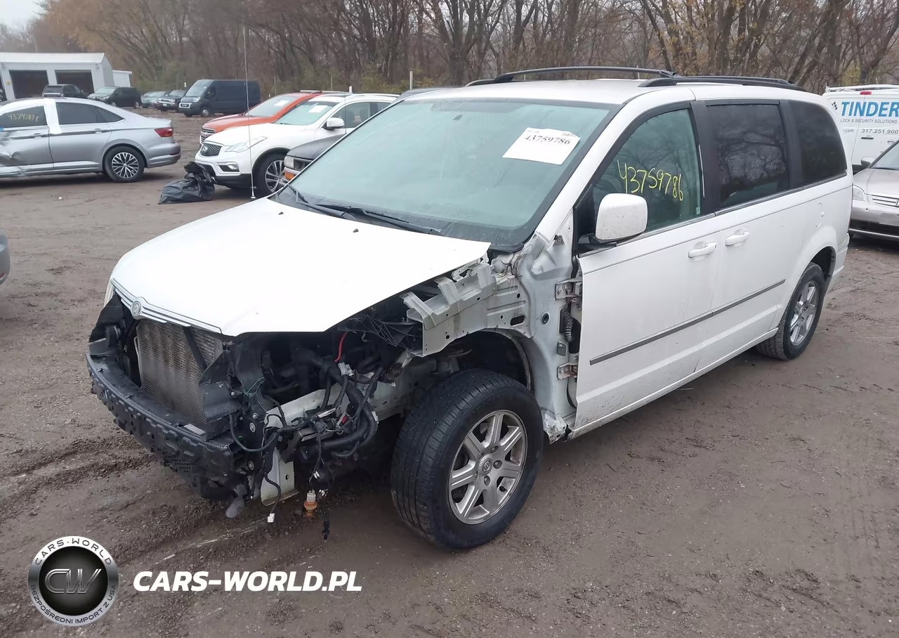 2010 Chrysler Town & Country Touring VIN:2A4RR5D15AR235637 - 2