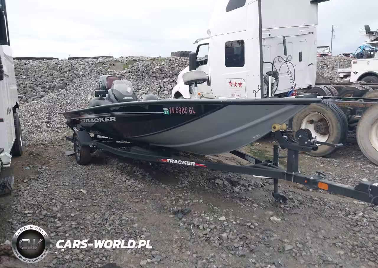 2024 Bass Tracker Bassboat