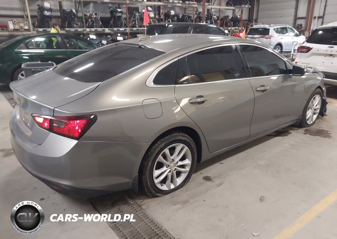2017 Chevrolet Malibu 1Lt VIN:1G1ZE5ST5HF240417 - 4