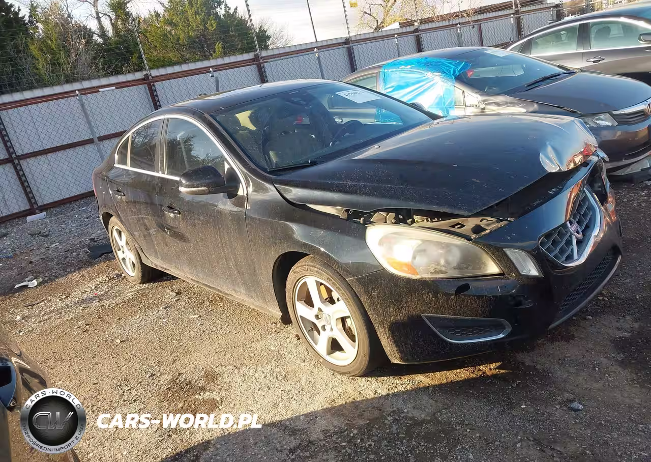 2013 Volvo S60 T5-T5 Platinum-T5 Premier-T5 Premier Plus