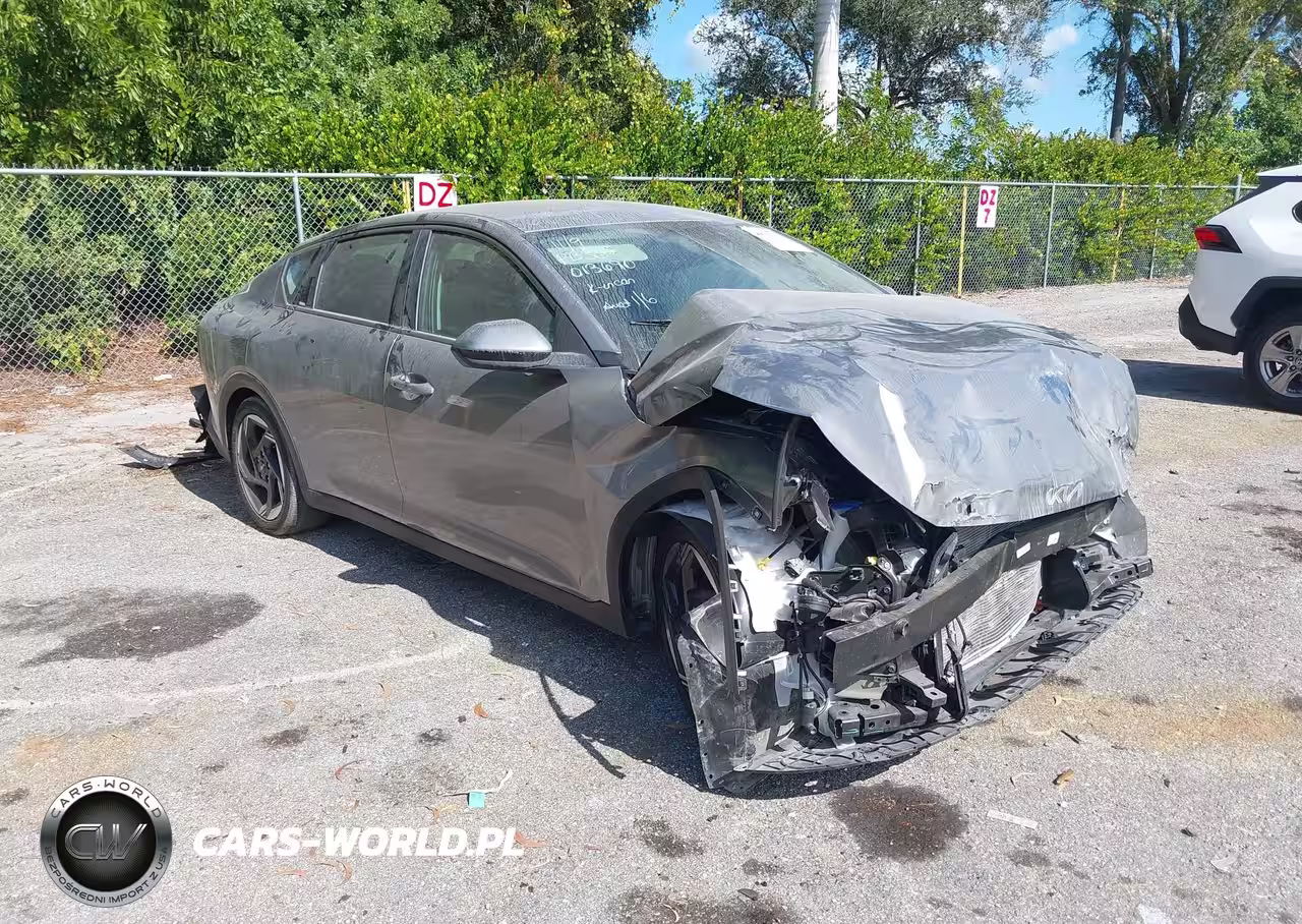 2025 Kia K4 Ex