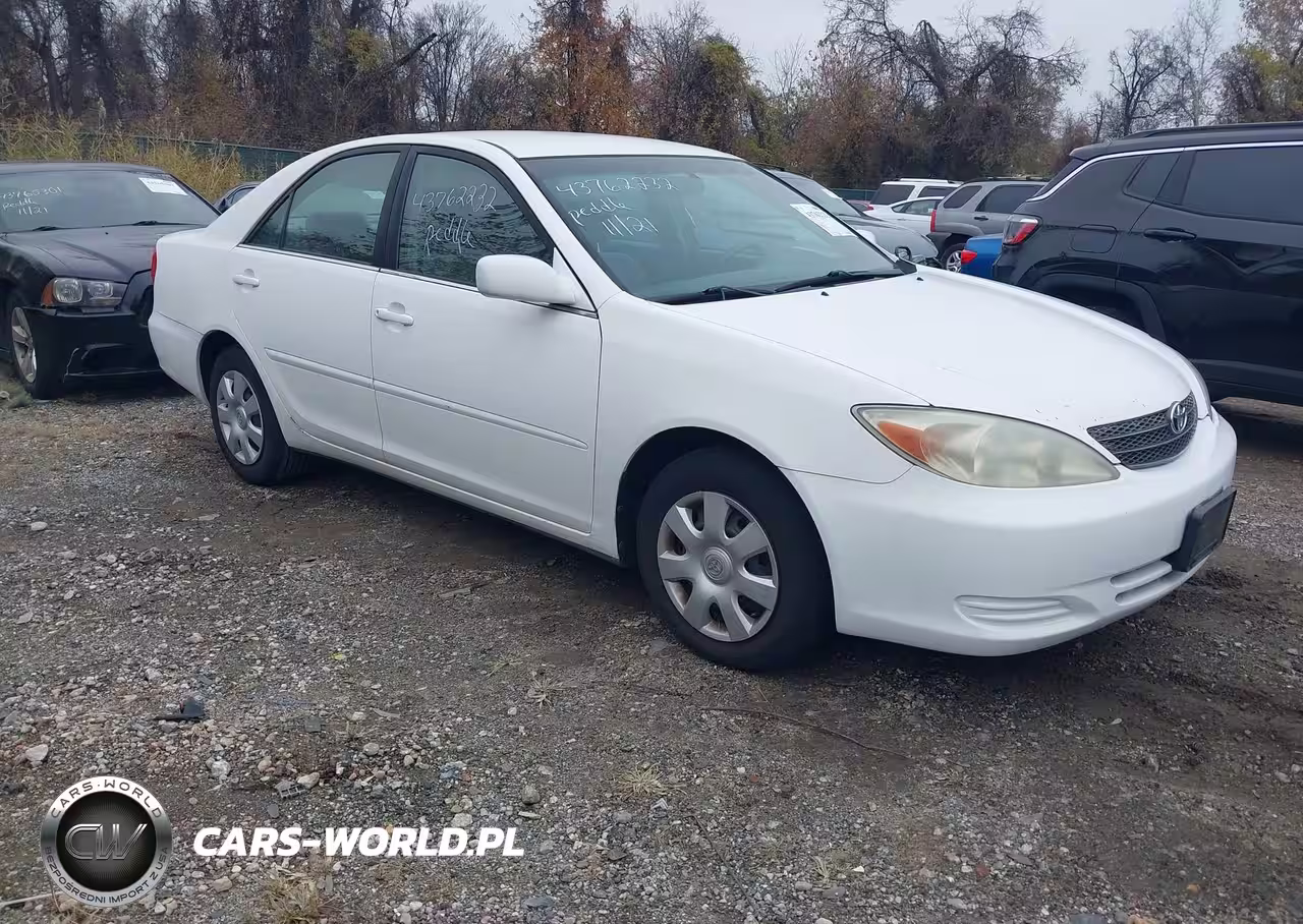 2004 Toyota Camry Le