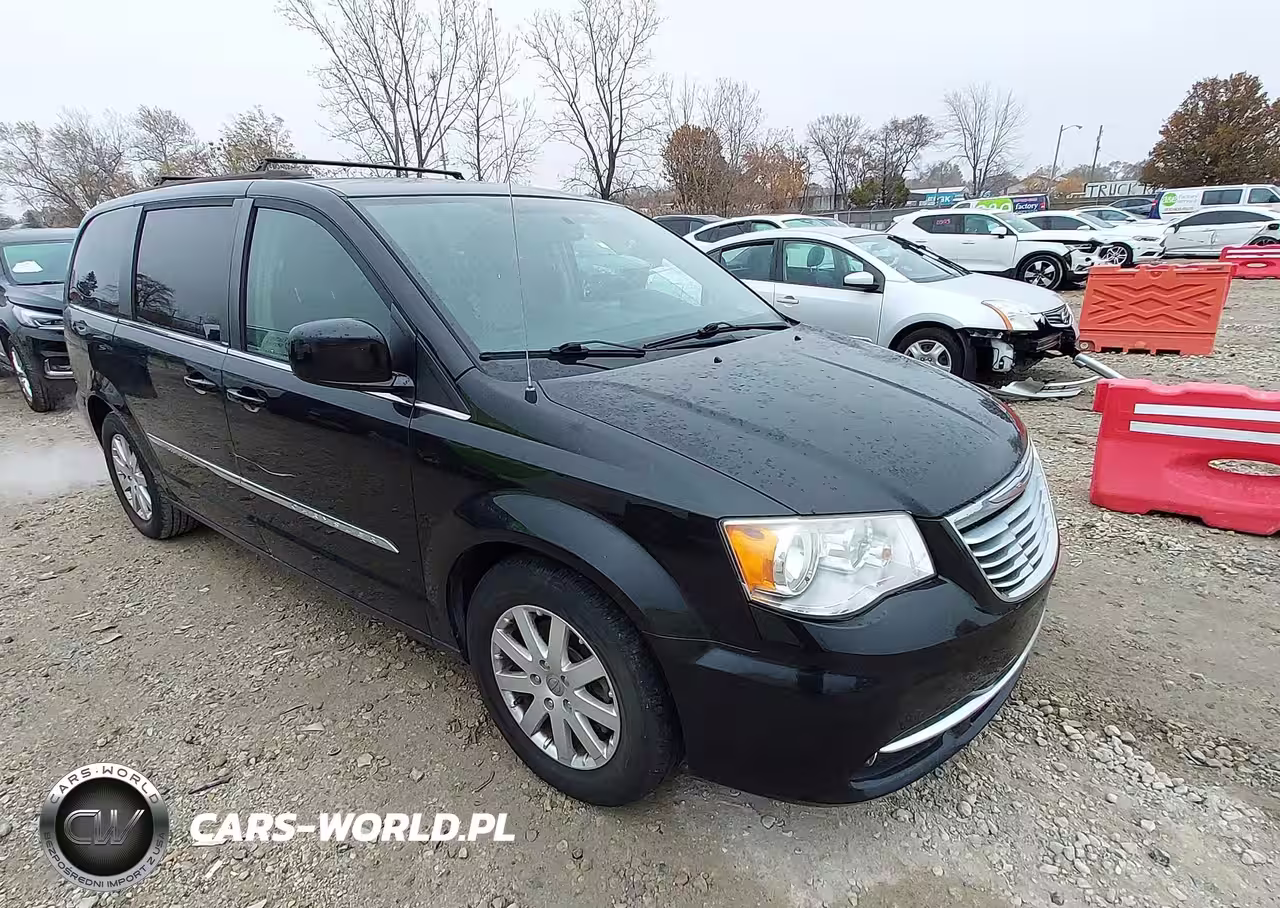 2014 Chrysler Town & Country Touring