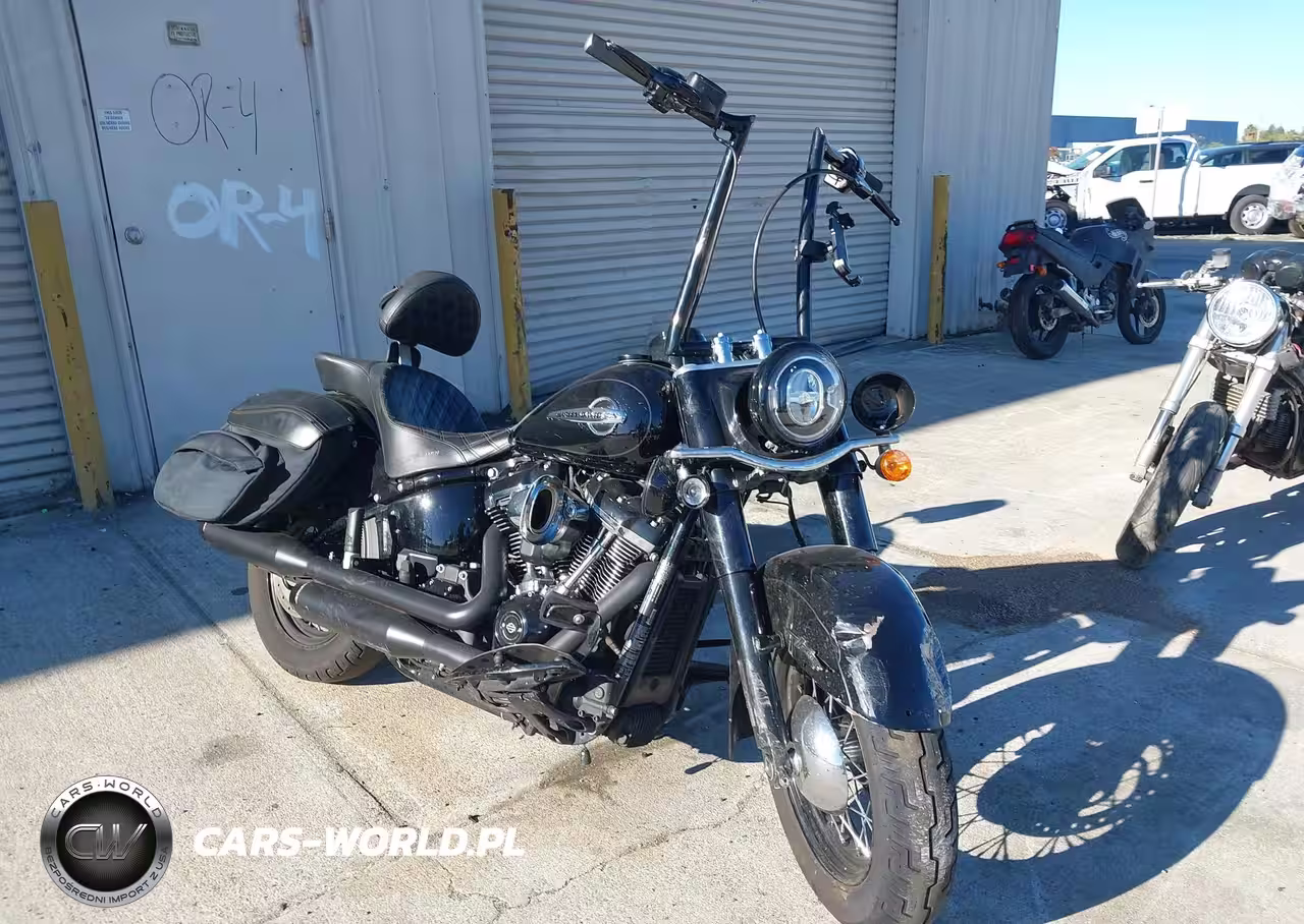 2018 Harley-Davidson Flhcs Heritage Classic 114