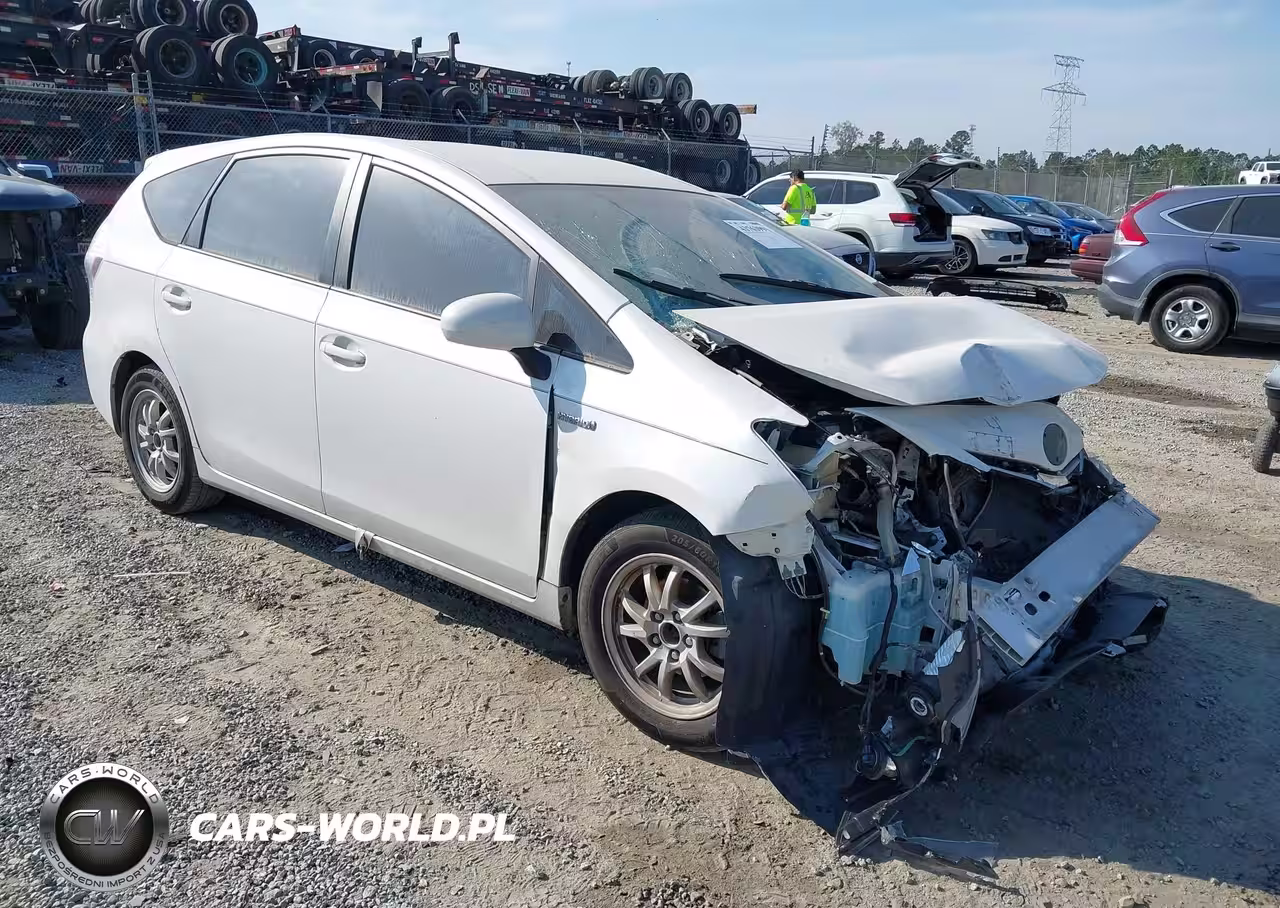 2013 Toyota Prius V Three
