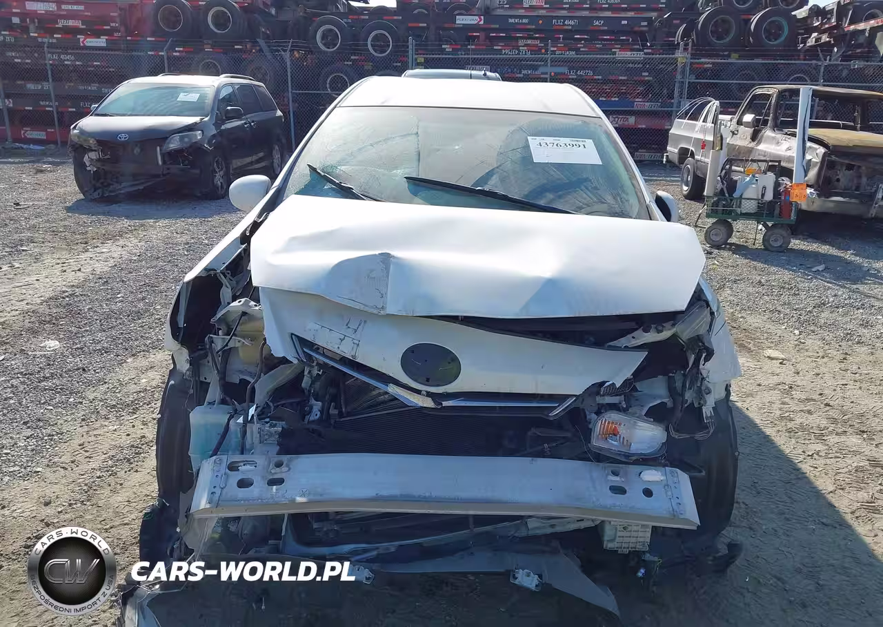 2013 Toyota Prius V Three VIN:JTDZN3EU7D3192690 - 12
