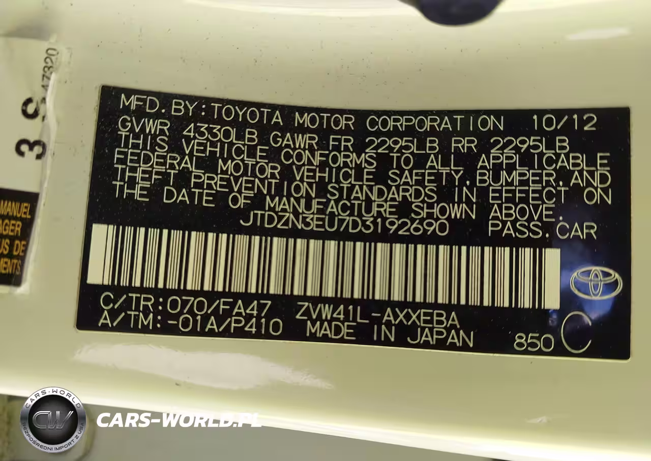 2013 Toyota Prius V Three VIN:JTDZN3EU7D3192690 - 9