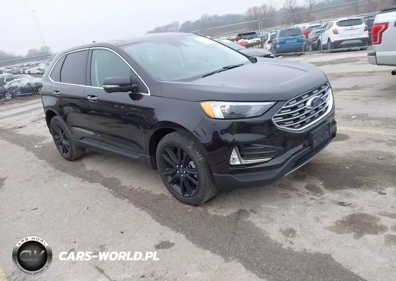 2022 Ford Edge Titanium