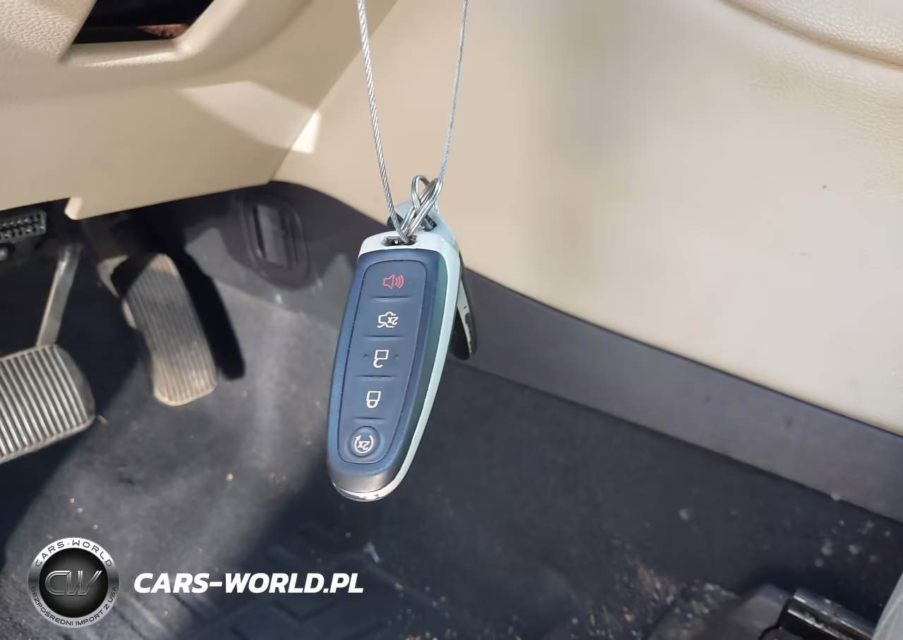 2019 Ford Taurus Limited VIN:1FAHP2F84KG118494 - 11