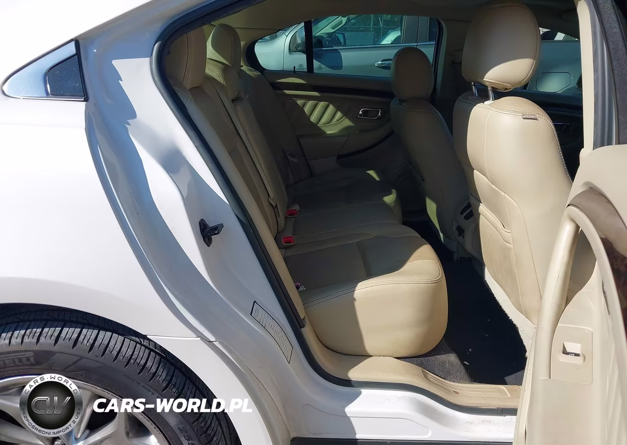 2019 Ford Taurus Limited VIN:1FAHP2F84KG118494 - 8
