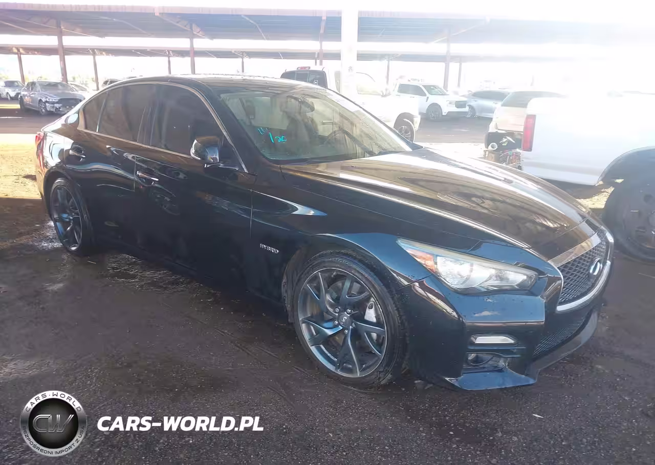 2015 Infiniti Q50 Hybrid Sport
