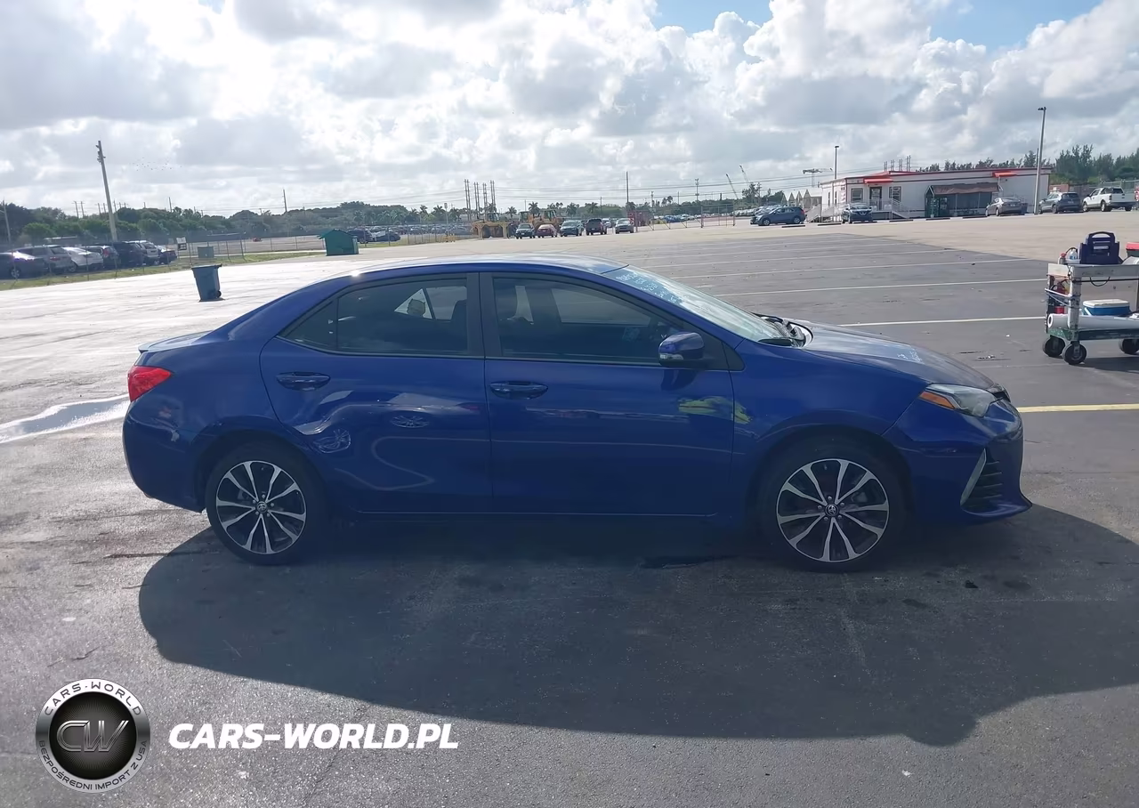 2018 Toyota Corolla Se VIN:5YFBURHE0JP771437 - 13