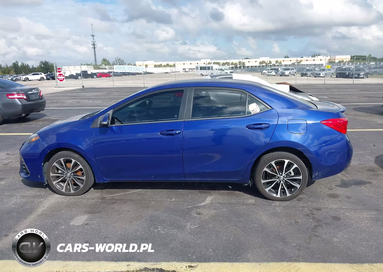 2018 Toyota Corolla Se VIN:5YFBURHE0JP771437 - 14