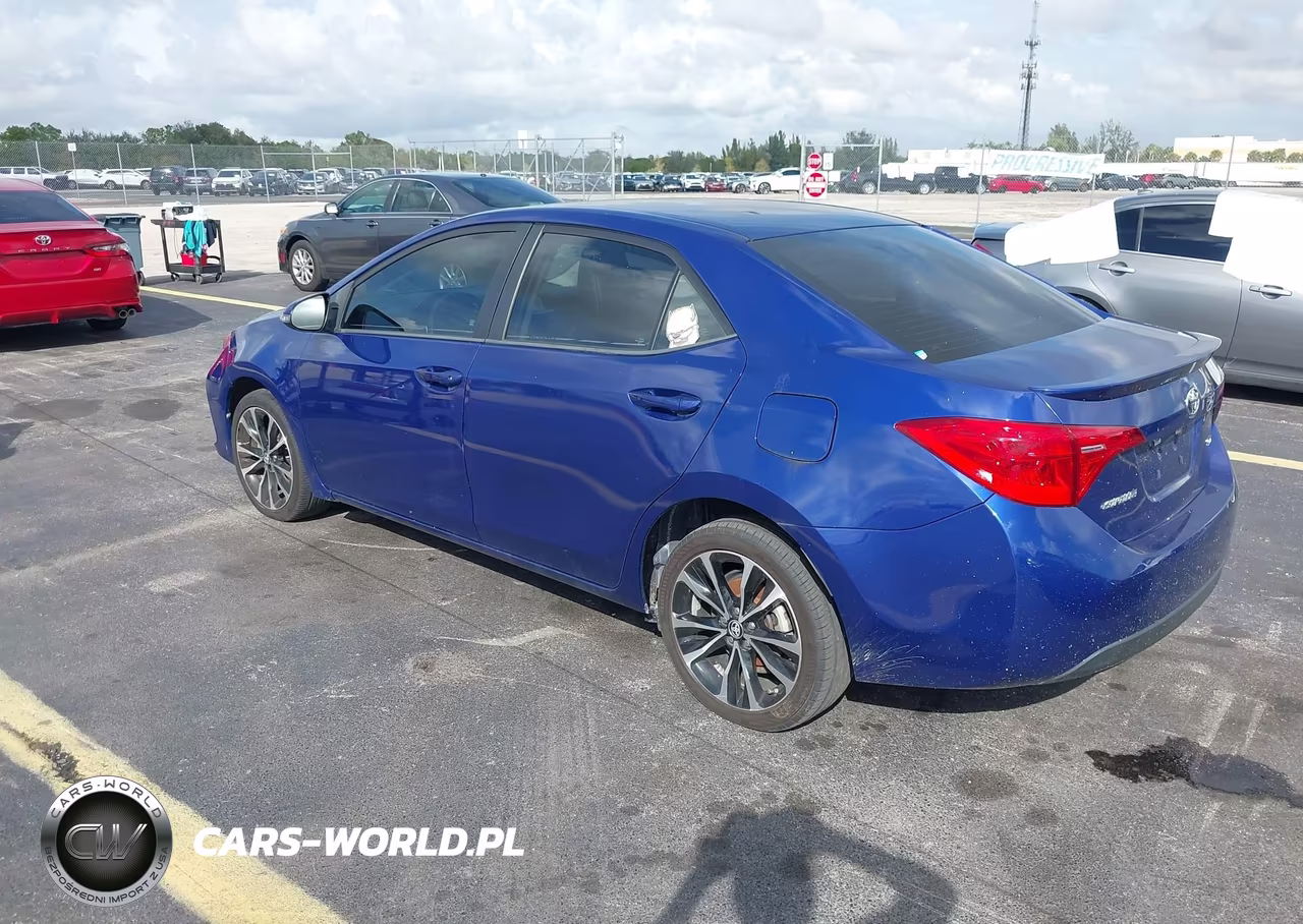 2018 Toyota Corolla Se VIN:5YFBURHE0JP771437 - 3