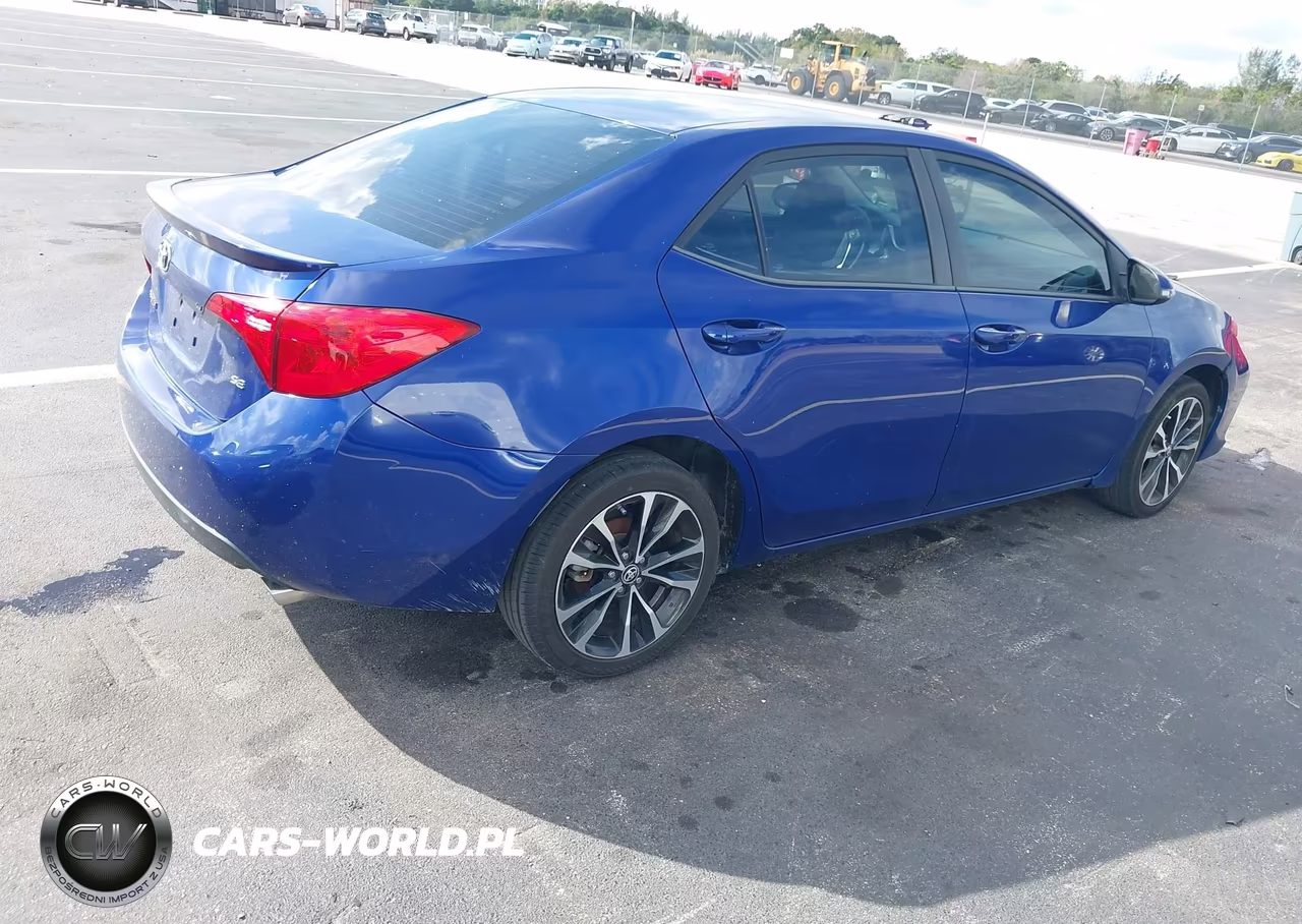 2018 Toyota Corolla Se VIN:5YFBURHE0JP771437 - 4