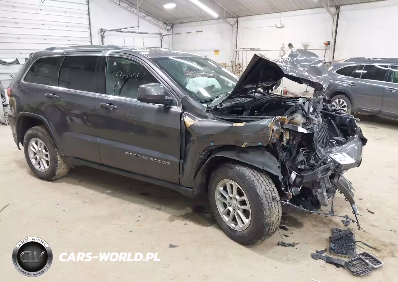2020 Jeep Grand Cherokee Laredo E 4X4