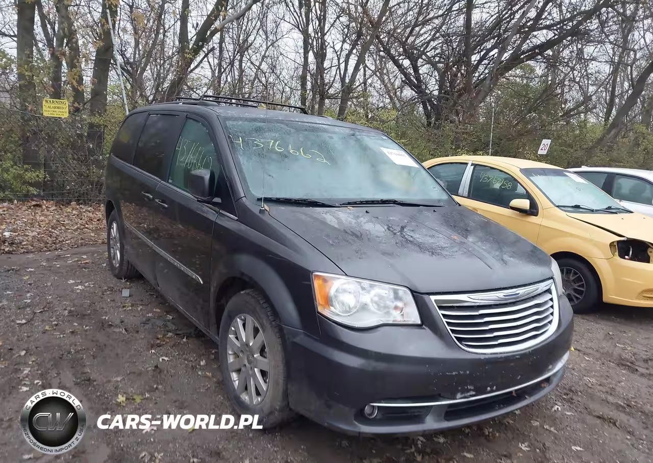 2015 Chrysler Town & Country Touring