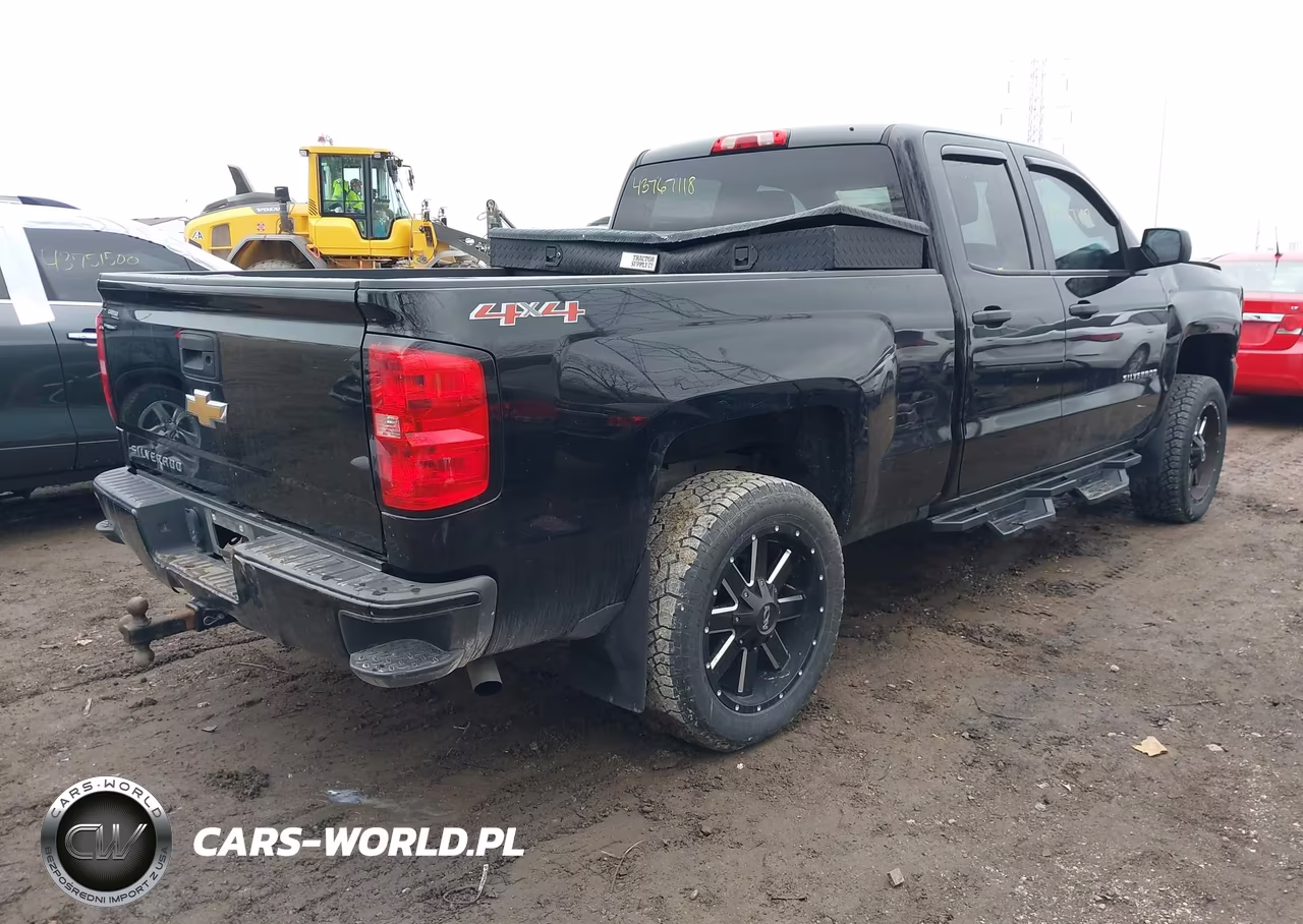 2016 Chevrolet Silverado 1500 Custom VIN:1GCVKPEH0GZ186488 - 4