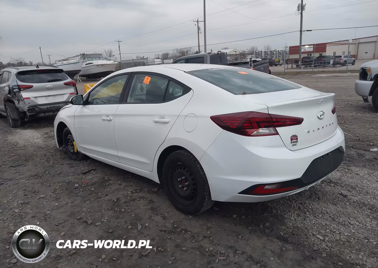 2019 Hyundai Elantra Se VIN:5NPD74LF2KH480858 - 3