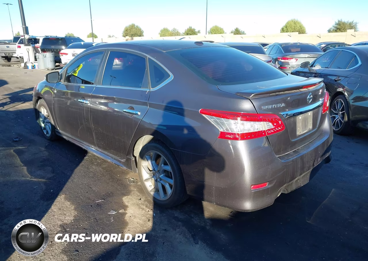 2015 Nissan Sentra Sr VIN:3N1AB7AP8FY362713 - 3