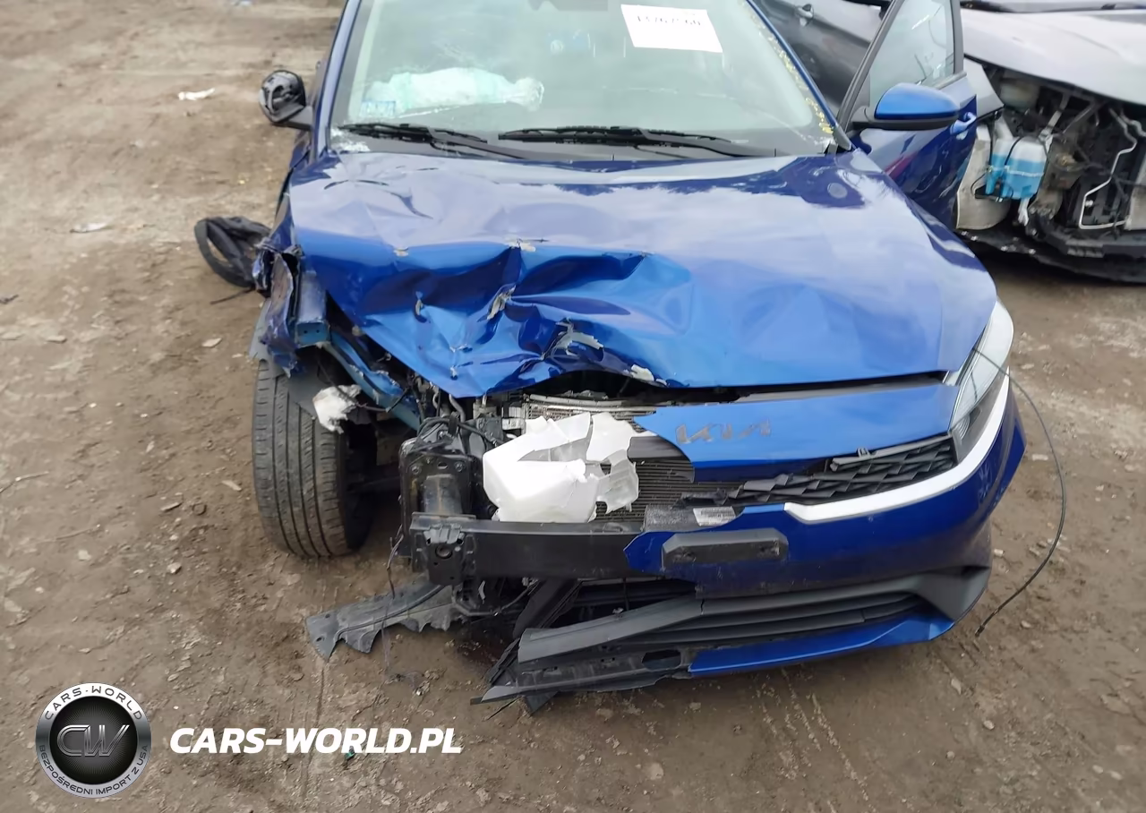 2023 Kia Forte Lxs VIN:3KPF24AD7PE531582 - 6