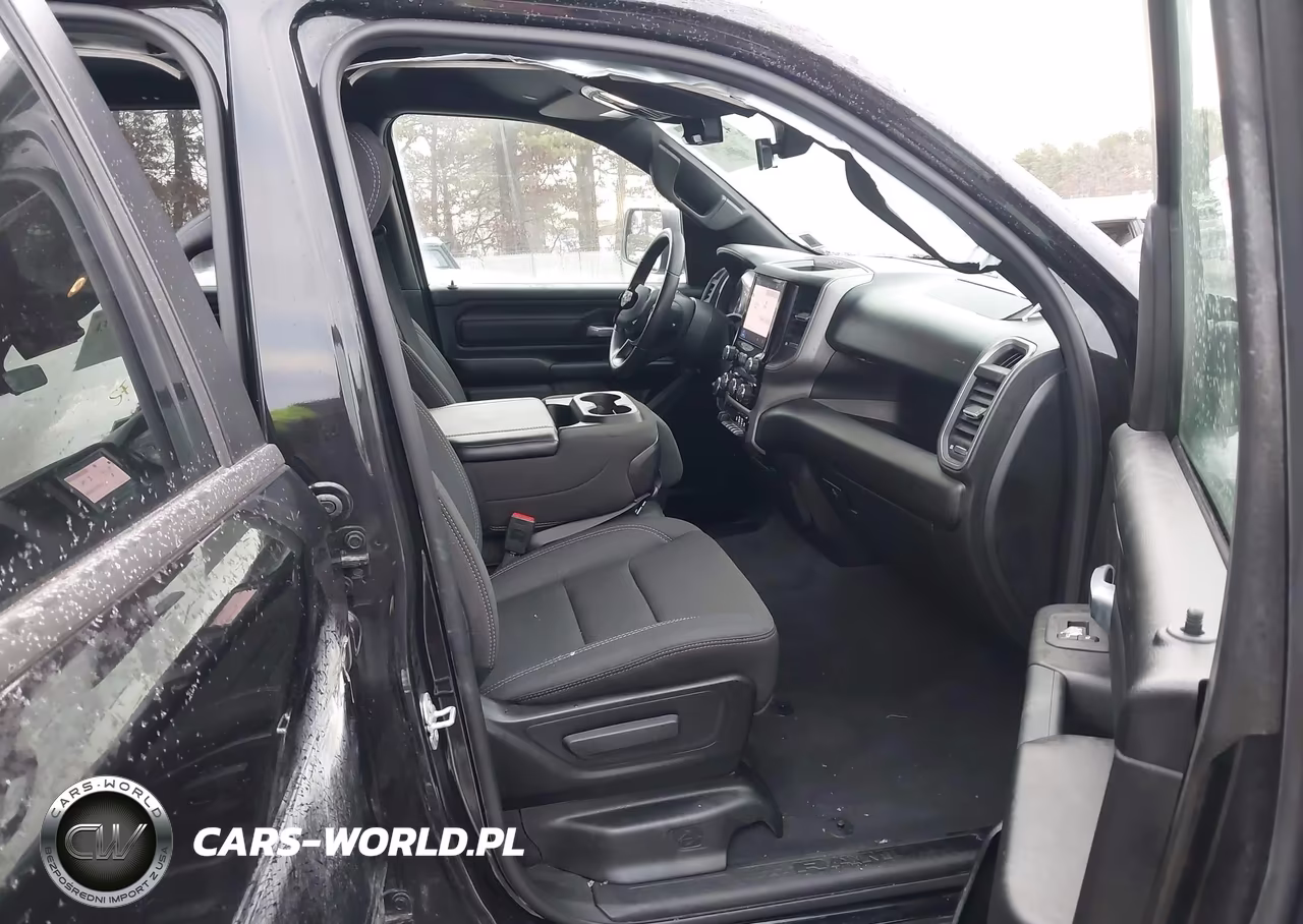 2025 Ram 1500 Tradesman 4X4 5'7 Box VIN:1C6RRFGG4SN678105 - 5
