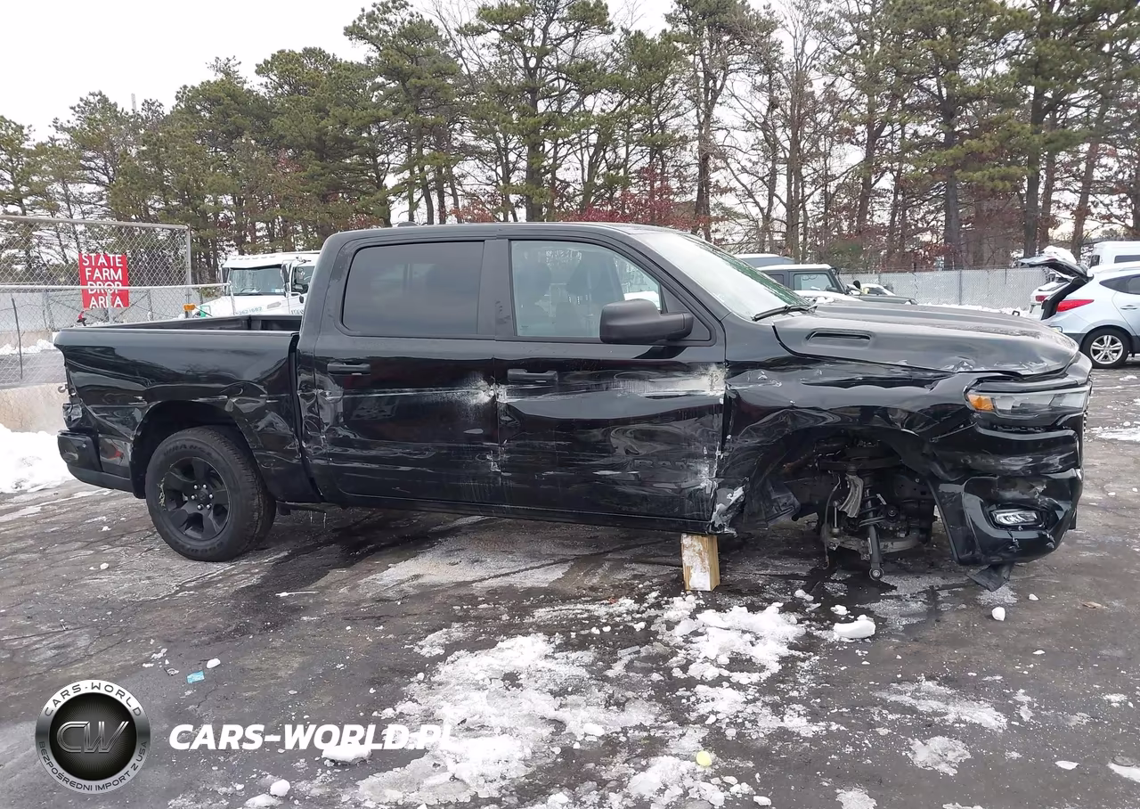 2025 Ram 1500 Tradesman 4X4 5'7 Box VIN:1C6RRFGG4SN678105 - 6