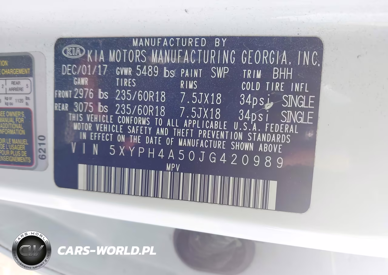 2018 Kia Sorento 3.3L Ex VIN:5XYPH4A50JG420989 - 9