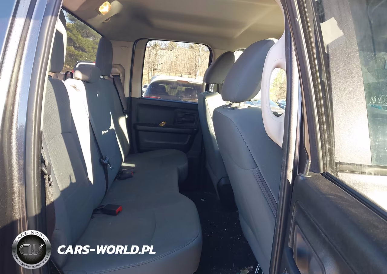 2017 Ram 1500 Express 4X4 6'4 Box VIN:1C6RR7FG3HS682177 - 8