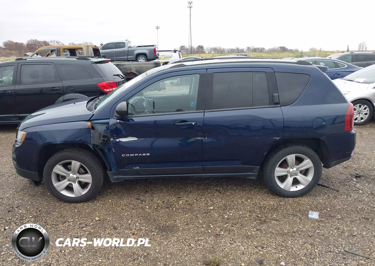 2016 Jeep Compass Sport VIN:1C4NJCBA0GD611661 - 14