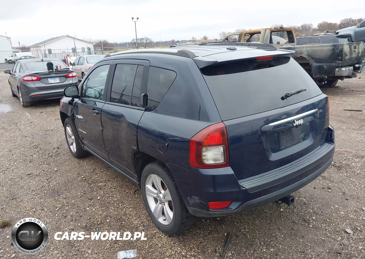 2016 Jeep Compass Sport VIN:1C4NJCBA0GD611661 - 3