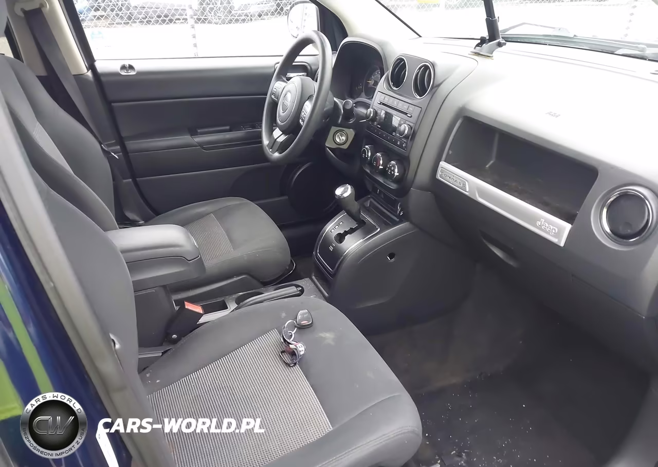 2016 Jeep Compass Sport VIN:1C4NJCBA0GD611661 - 5