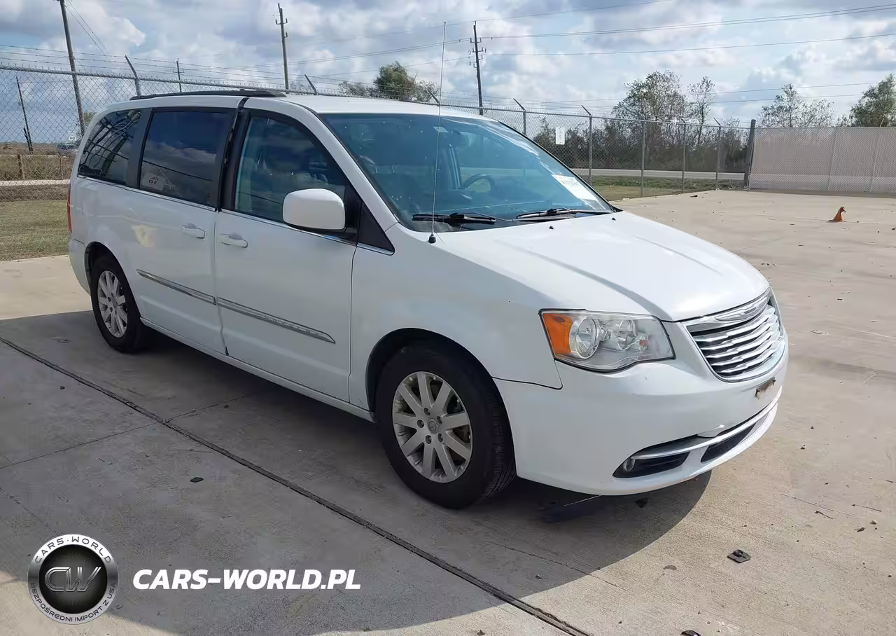 2015 Chrysler Town & Country Touring