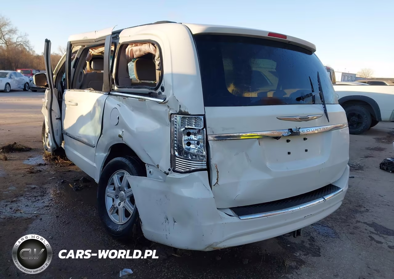 2012 Chrysler Town & Country Touring VIN:2C4RC1BG3CR369380 - 3
