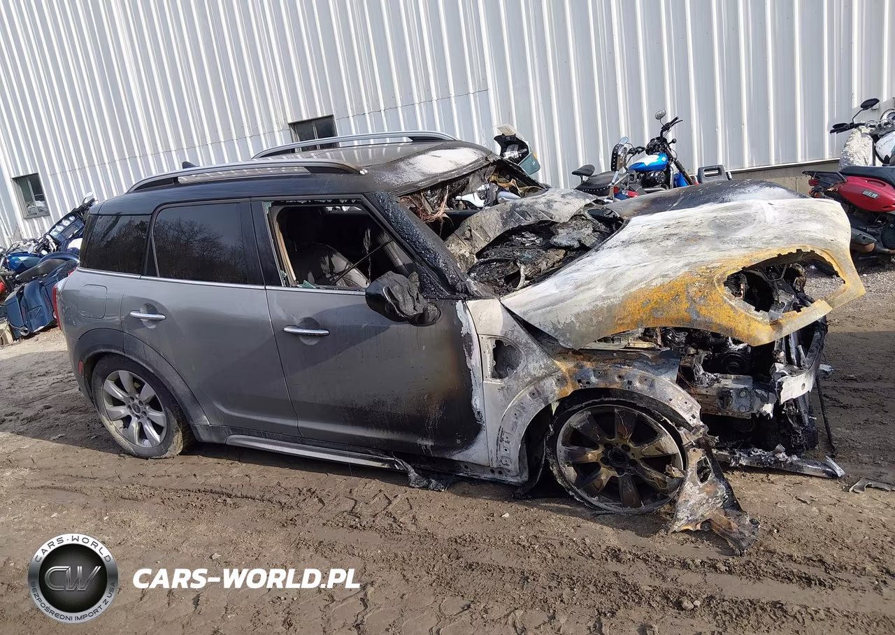 2020 Mini Countryman Cooper-Oxford Edition VIN:WMZYW5C0XL3L47266 - 13