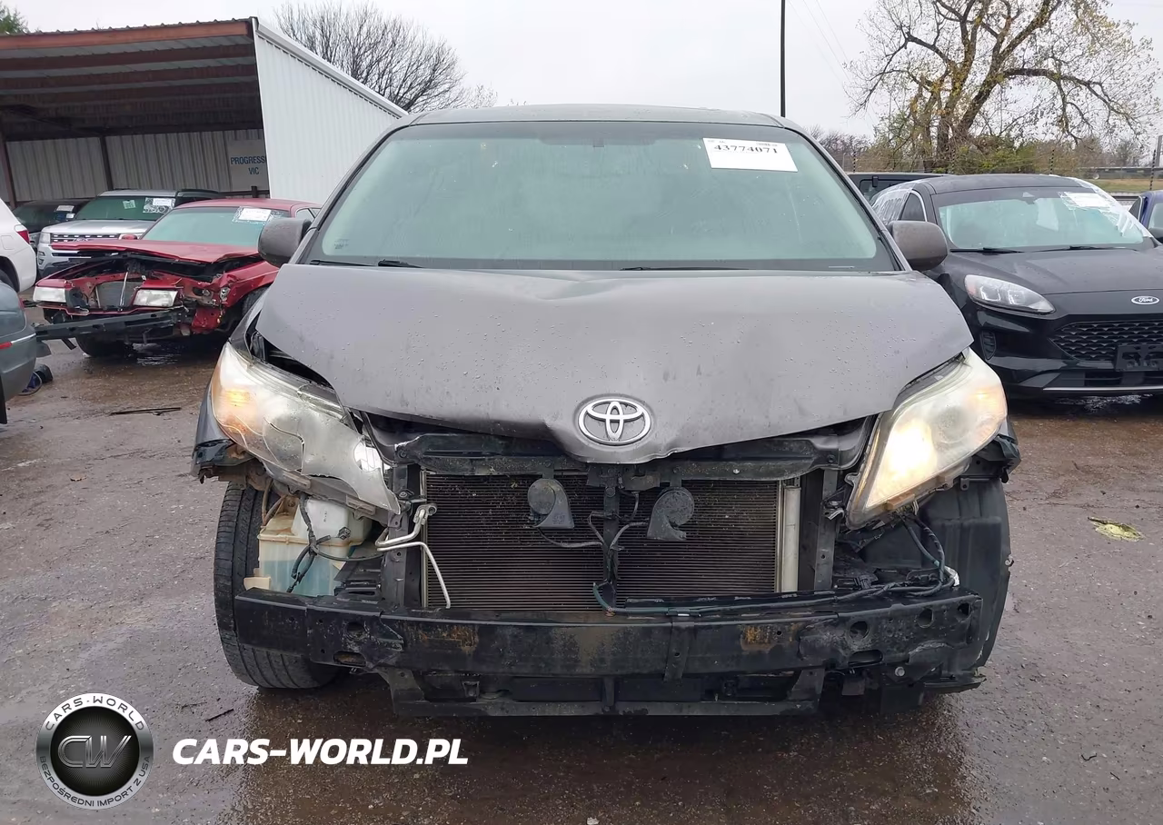 2015 Toyota Sienna Xle 8 Passenger VIN:5TDYK3DC5FS609741 - 13