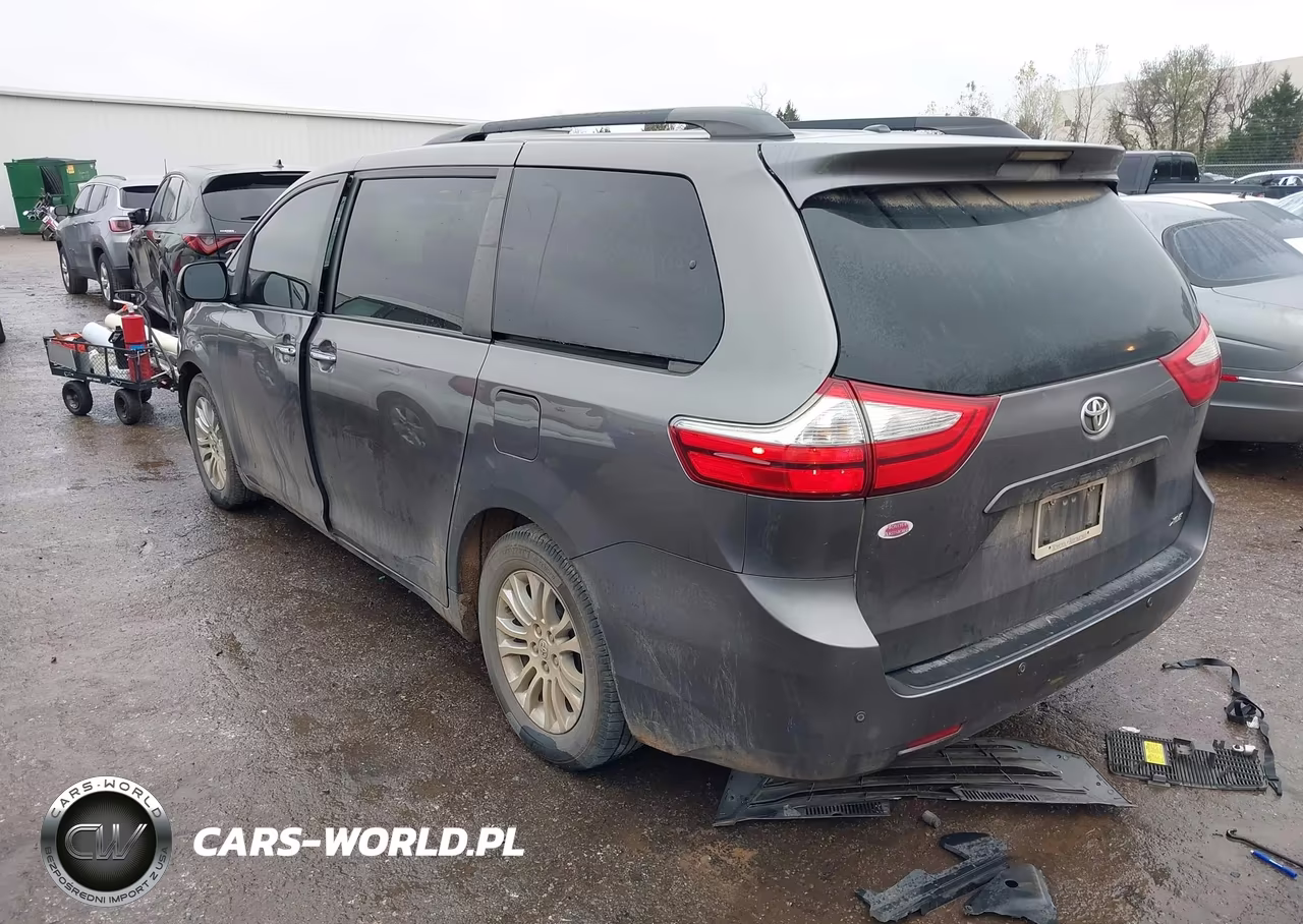 2015 Toyota Sienna Xle 8 Passenger VIN:5TDYK3DC5FS609741 - 3